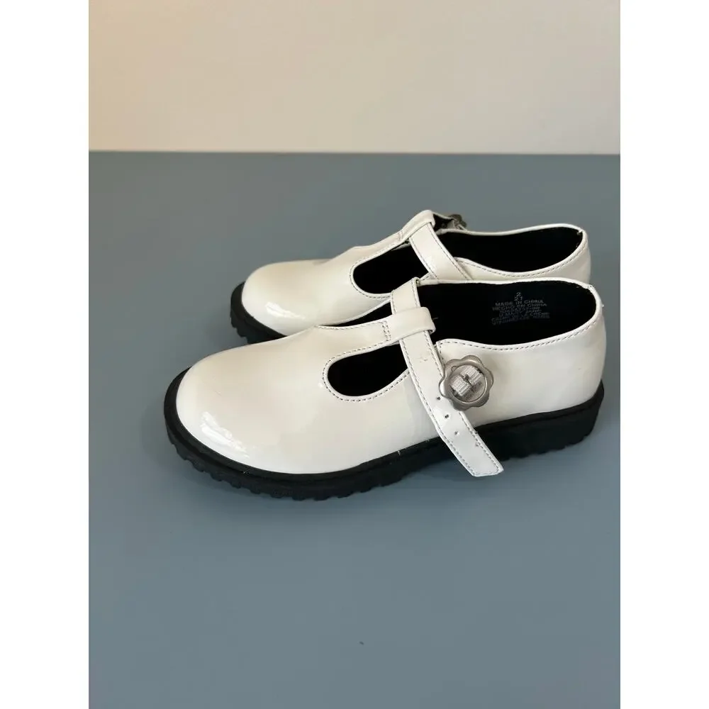 Old Navy white mary janes girls size 2 patent leather doc marten inspired